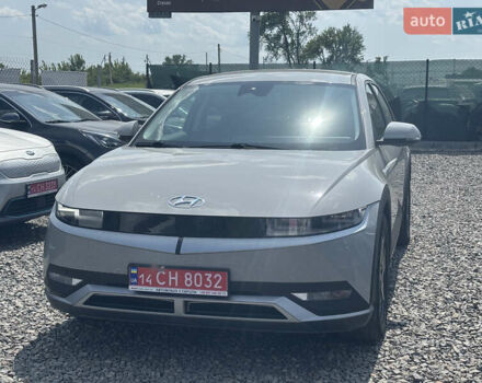 Серый Хендай Ioniq 5, объемом двигателя 0 л и пробегом 108 тыс. км за 23800 $, фото 2 на Automoto.ua