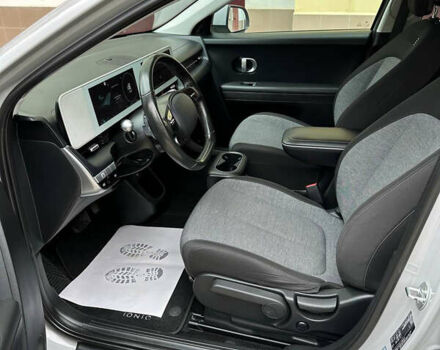 Серый Хендай Ioniq 5, объемом двигателя 0 л и пробегом 151 тыс. км за 22700 $, фото 46 на Automoto.ua