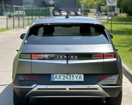 Серый Хендай Ioniq 5, объемом двигателя 0 л и пробегом 1 тыс. км за 27900 $, фото 4 на Automoto.ua
