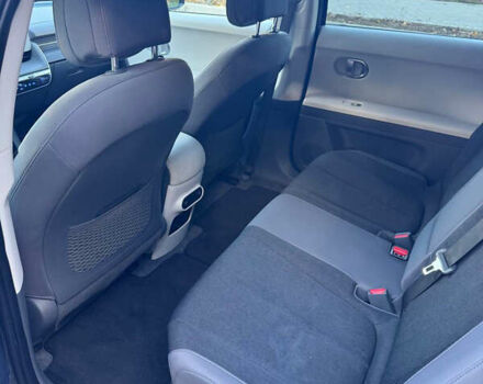 Серый Хендай Ioniq 5, объемом двигателя 0 л и пробегом 141 тыс. км за 21300 $, фото 19 на Automoto.ua