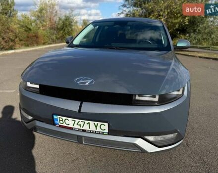 Серый Хендай Ioniq 5, объемом двигателя 0 л и пробегом 90 тыс. км за 23500 $, фото 10 на Automoto.ua