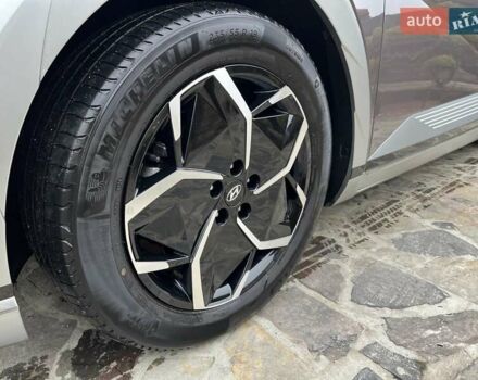 Серый Хендай Ioniq 5, объемом двигателя 0 л и пробегом 55 тыс. км за 24999 $, фото 14 на Automoto.ua