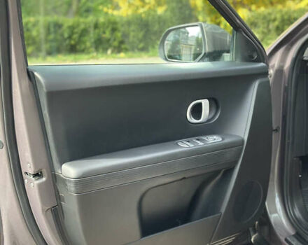 Серый Хендай Ioniq 5, объемом двигателя 0 л и пробегом 185 тыс. км за 23900 $, фото 55 на Automoto.ua