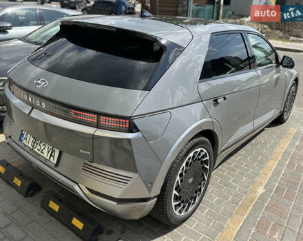 Сірий Хендай Ioniq 5, об'ємом двигуна 0 л та пробігом 105 тис. км за 33000 $, фото 3 на Automoto.ua