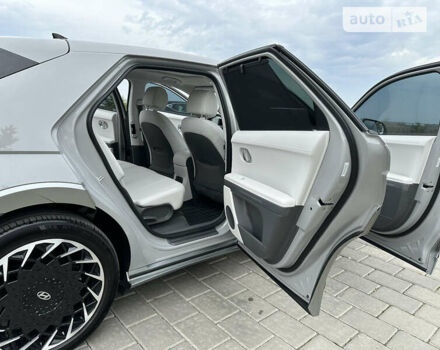 Серый Хендай Ioniq 5, объемом двигателя 0 л и пробегом 55 тыс. км за 29999 $, фото 26 на Automoto.ua