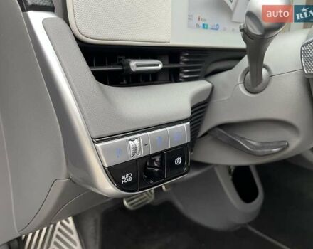 Серый Хендай Ioniq 5, объемом двигателя 0 л и пробегом 55 тыс. км за 24999 $, фото 44 на Automoto.ua