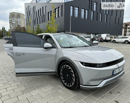 Серый Хендай Ioniq 5, объемом двигателя 0 л и пробегом 55 тыс. км за 29999 $, фото 36 на Automoto.ua