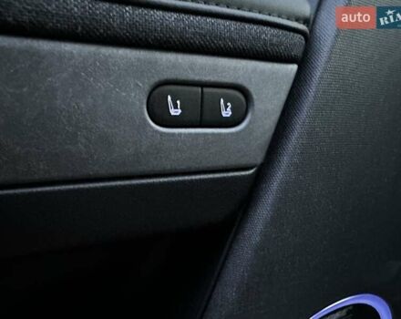 Серый Хендай Ioniq 5, объемом двигателя 0 л и пробегом 84 тыс. км за 31700 $, фото 17 на Automoto.ua