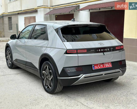 Серый Хендай Ioniq 5, объемом двигателя 0 л и пробегом 151 тыс. км за 22700 $, фото 91 на Automoto.ua