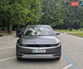 Серый Хендай Ioniq 5, объемом двигателя 0 л и пробегом 55 тыс. км за 27000 $, фото 4 на Automoto.ua