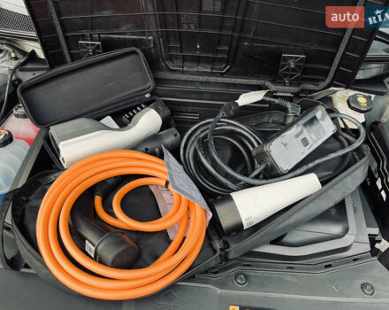 Сірий Хендай Ioniq 5, об'ємом двигуна 0 л та пробігом 28 тис. км за 35999 $, фото 31 на Automoto.ua