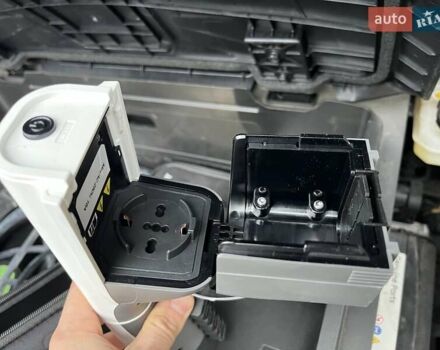 Серый Хендай Ioniq 5, объемом двигателя 0 л и пробегом 55 тыс. км за 24999 $, фото 58 на Automoto.ua