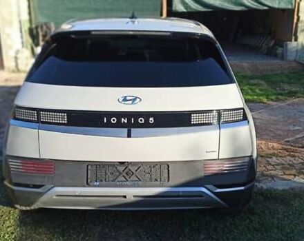 Серый Хендай Ioniq 5, объемом двигателя 0 л и пробегом 39 тыс. км за 23800 $, фото 2 на Automoto.ua
