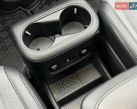 Сірий Хендай Ioniq 5, об'ємом двигуна 0 л та пробігом 43 тис. км за 29500 $, фото 34 на Automoto.ua