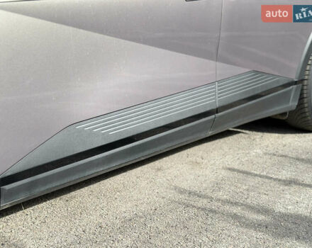 Серый Хендай Ioniq 5, объемом двигателя 0 л и пробегом 185 тыс. км за 23900 $, фото 42 на Automoto.ua