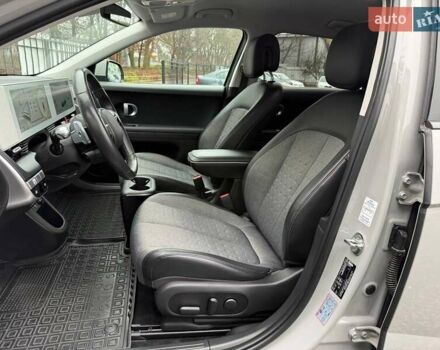 Сірий Хендай Ioniq 5, об'ємом двигуна 0 л та пробігом 43 тис. км за 29500 $, фото 20 на Automoto.ua