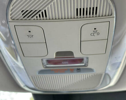 Серый Хендай Ioniq 5, объемом двигателя 0 л и пробегом 185 тыс. км за 23900 $, фото 71 на Automoto.ua