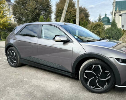 Серый Хендай Ioniq 5, объемом двигателя 0 л и пробегом 185 тыс. км за 23900 $, фото 6 на Automoto.ua