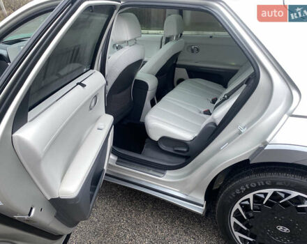 Серый Хендай Ioniq 5, объемом двигателя 0 л и пробегом 86 тыс. км за 26000 $, фото 22 на Automoto.ua