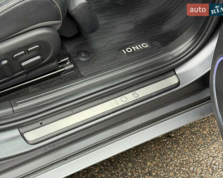 Сірий Хендай Ioniq 5, об'ємом двигуна 0 л та пробігом 65 тис. км за 34999 $, фото 98 на Automoto.ua