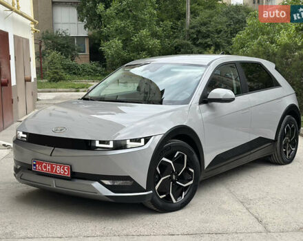 Серый Хендай Ioniq 5, объемом двигателя 0 л и пробегом 151 тыс. км за 22700 $, фото 29 на Automoto.ua