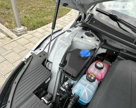 Серый Хендай Ioniq 5, объемом двигателя 0 л и пробегом 55 тыс. км за 29999 $, фото 48 на Automoto.ua