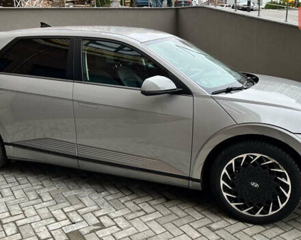 Серый Хендай Ioniq 5, объемом двигателя 0 л и пробегом 163 тыс. км за 22999 $, фото 10 на Automoto.ua