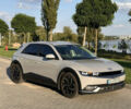 Серый Хендай Ioniq 5, объемом двигателя 0 л и пробегом 31 тыс. км за 25700 $, фото 4 на Automoto.ua