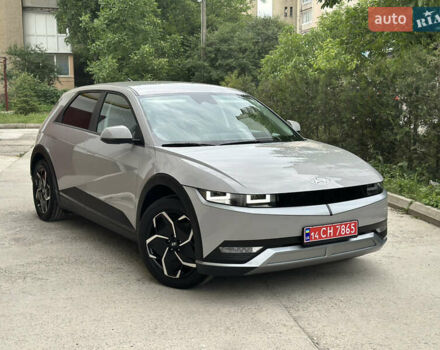 Серый Хендай Ioniq 5, объемом двигателя 0 л и пробегом 151 тыс. км за 22700 $, фото 2 на Automoto.ua