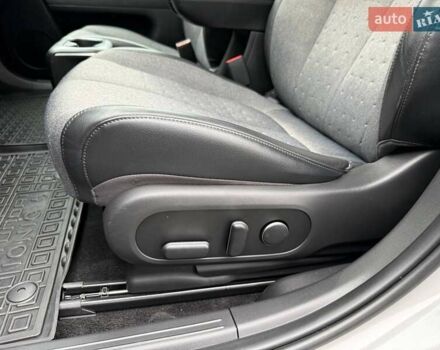 Сірий Хендай Ioniq 5, об'ємом двигуна 0 л та пробігом 43 тис. км за 29500 $, фото 21 на Automoto.ua