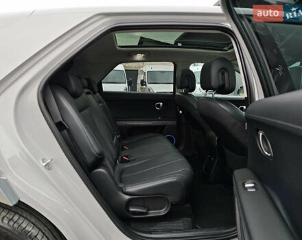 Серый Хендай Ioniq 5, объемом двигателя 0 л и пробегом 61 тыс. км за 29000 $, фото 63 на Automoto.ua