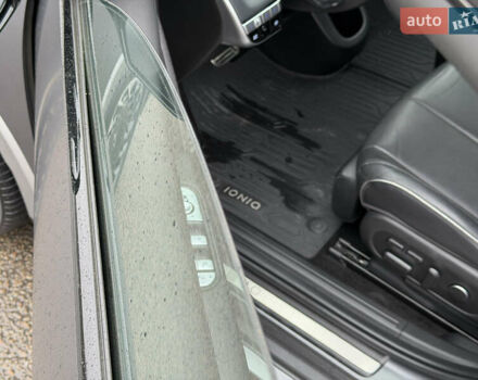 Сірий Хендай Ioniq 5, об'ємом двигуна 0 л та пробігом 65 тис. км за 34999 $, фото 61 на Automoto.ua