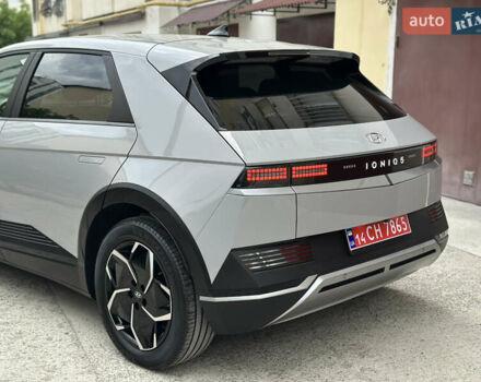 Серый Хендай Ioniq 5, объемом двигателя 0 л и пробегом 151 тыс. км за 22700 $, фото 16 на Automoto.ua
