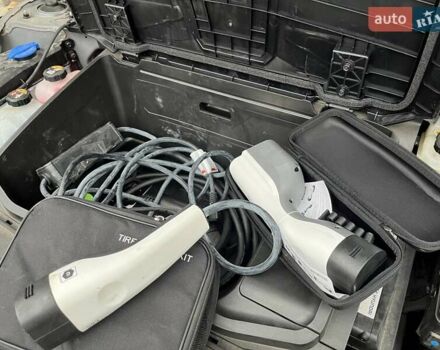 Серый Хендай Ioniq 5, объемом двигателя 0 л и пробегом 55 тыс. км за 24999 $, фото 56 на Automoto.ua