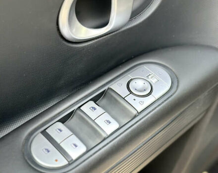 Серый Хендай Ioniq 5, объемом двигателя 0 л и пробегом 185 тыс. км за 23900 $, фото 54 на Automoto.ua