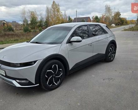 Серый Хендай Ioniq 5, объемом двигателя 0 л и пробегом 43 тыс. км за 24800 $, фото 2 на Automoto.ua