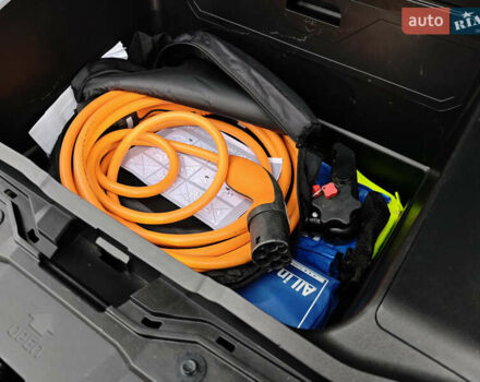 Серый Хендай Ioniq 5, объемом двигателя 0 л и пробегом 61 тыс. км за 29000 $, фото 76 на Automoto.ua