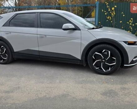 Серый Хендай Ioniq 5, объемом двигателя 0 л и пробегом 43 тыс. км за 24800 $, фото 1 на Automoto.ua