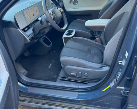 Серый Хендай Ioniq 5, объемом двигателя 0 л и пробегом 141 тыс. км за 21300 $, фото 8 на Automoto.ua