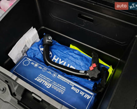 Серый Хендай Ioniq 5, объемом двигателя 0 л и пробегом 61 тыс. км за 29000 $, фото 79 на Automoto.ua