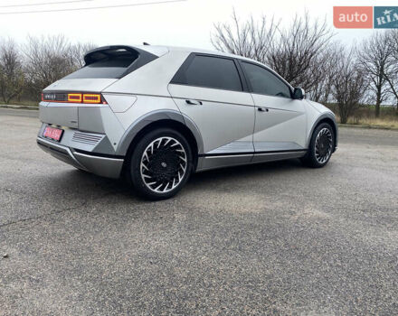 Серый Хендай Ioniq 5, объемом двигателя 0 л и пробегом 86 тыс. км за 26000 $, фото 3 на Automoto.ua