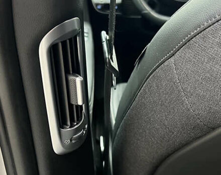 Серый Хендай Ioniq 5, объемом двигателя 0 л и пробегом 163 тыс. км за 22999 $, фото 32 на Automoto.ua