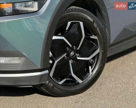 Серый Хендай Ioniq 5, объемом двигателя 0 л и пробегом 90 тыс. км за 23500 $, фото 5 на Automoto.ua