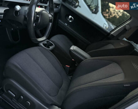 Сірий Хендай Ioniq 5, об'ємом двигуна 0 л та пробігом 66 тис. км за 22900 $, фото 44 на Automoto.ua