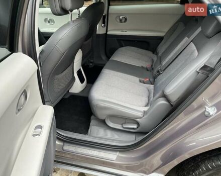 Серый Хендай Ioniq 5, объемом двигателя 0 л и пробегом 55 тыс. км за 24999 $, фото 24 на Automoto.ua