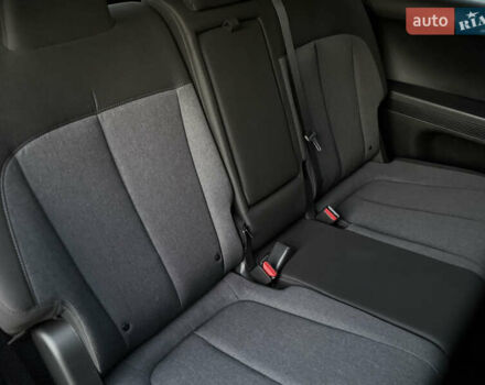 Сірий Хендай Ioniq 5, об'ємом двигуна 0 л та пробігом 66 тис. км за 22900 $, фото 74 на Automoto.ua