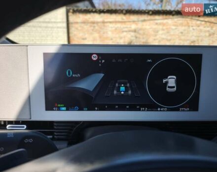 Серый Хендай Ioniq 5, объемом двигателя 0 л и пробегом 38 тыс. км за 31500 $, фото 5 на Automoto.ua