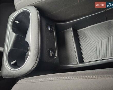Сірий Хендай Ioniq 5, об'ємом двигуна 0 л та пробігом 119 тис. км за 20500 $, фото 21 на Automoto.ua