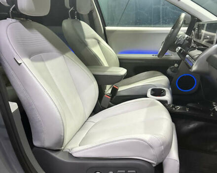 Сірий Хендай Ioniq 5, об'ємом двигуна 0 л та пробігом 105 тис. км за 33000 $, фото 12 на Automoto.ua