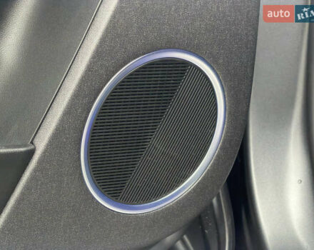 Сірий Хендай Ioniq 5, об'ємом двигуна 0 л та пробігом 65 тис. км за 34999 $, фото 76 на Automoto.ua